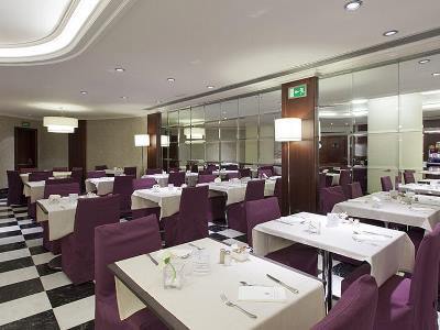 Hotel Center 4*